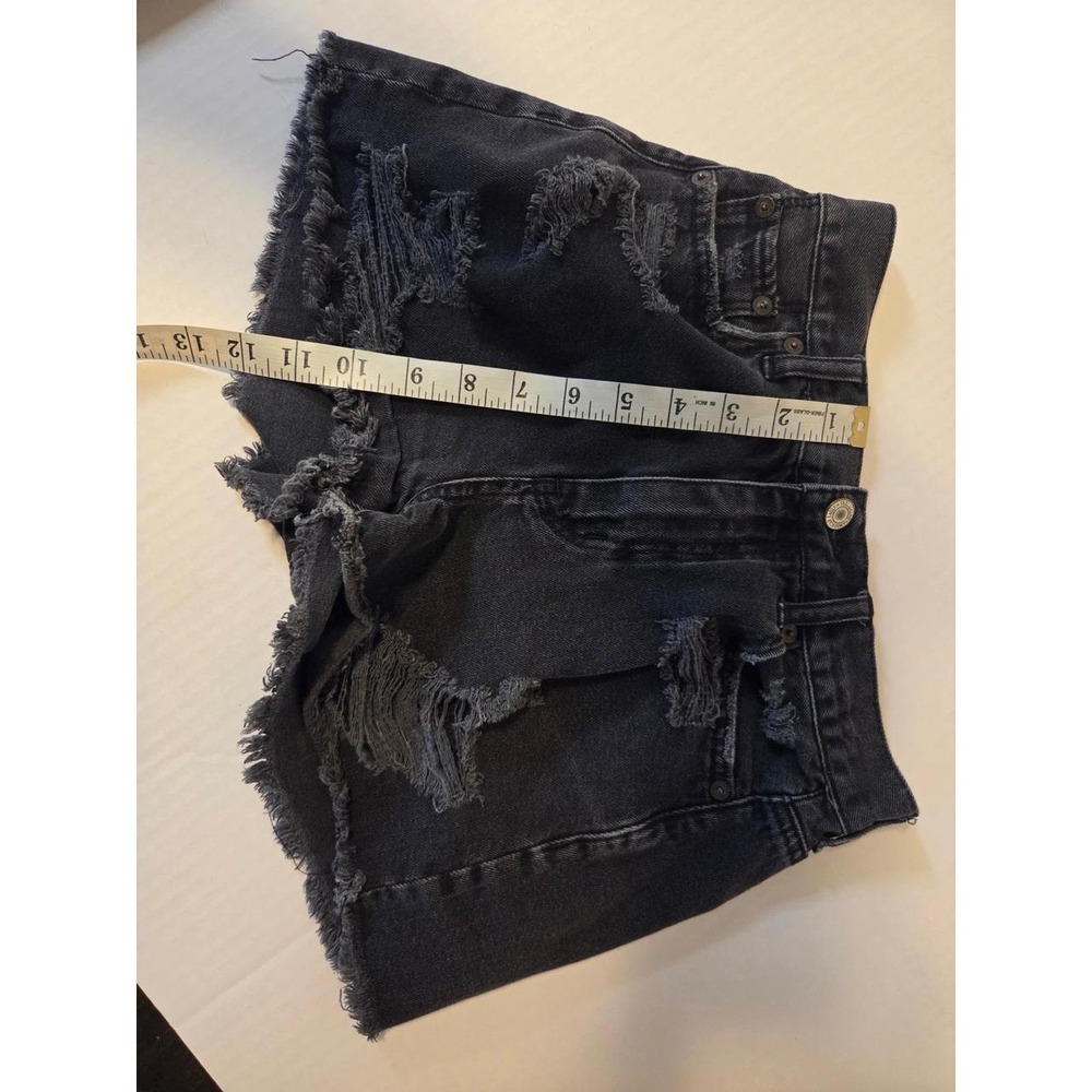 American Eagle Mom Shorts Black Distressed High Waisted Frayed Denim Womens 00 - Picture 6 of 6